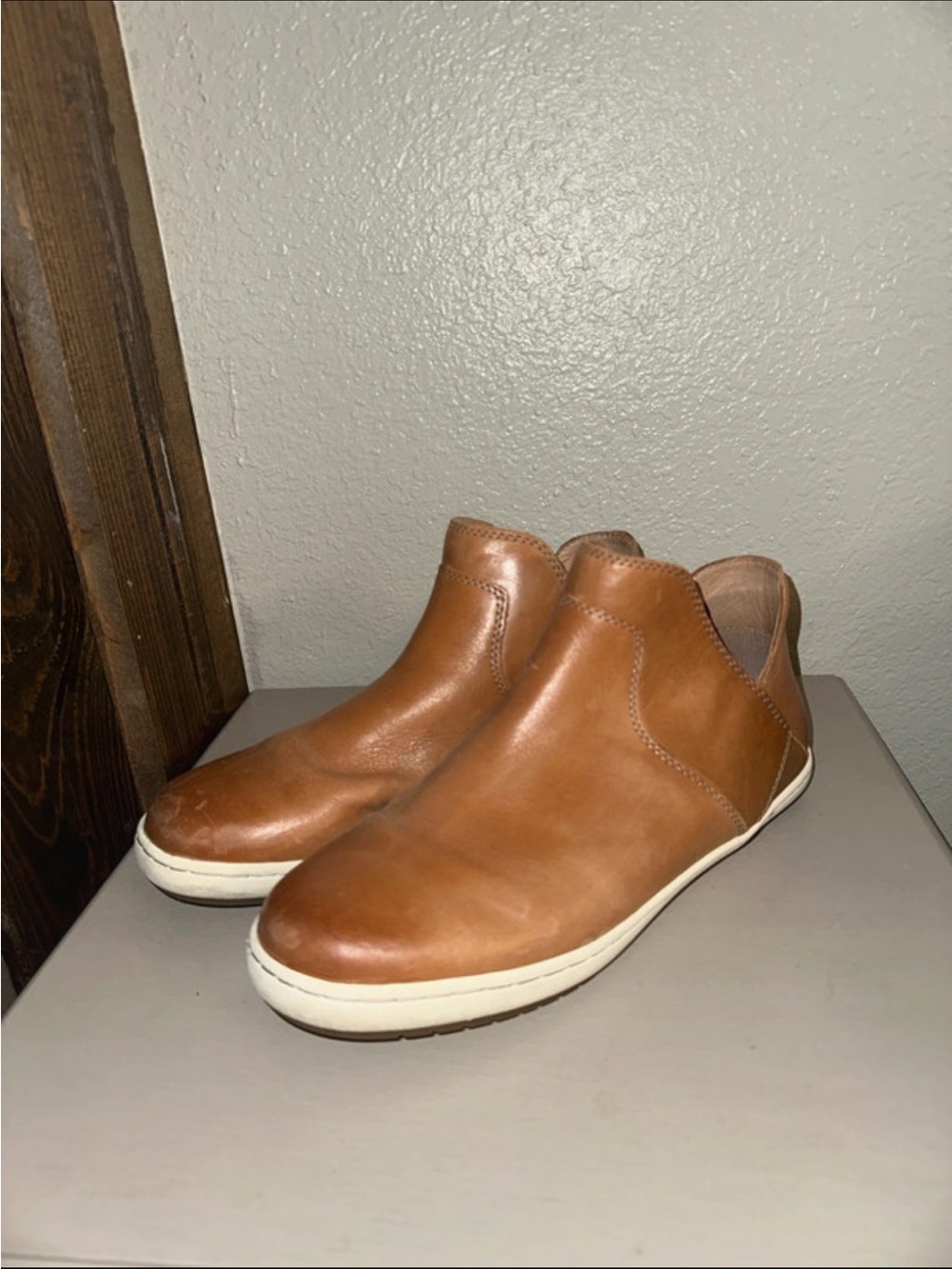Taos Footwear Women's Slip-On Sneakers in Brown